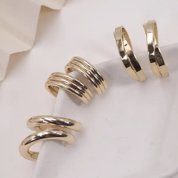 The Carrie Classic Hoop Earring Set