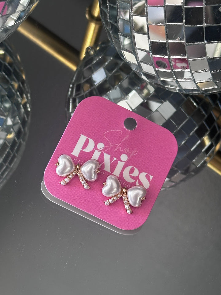 Bow Pearl Stud Earrings