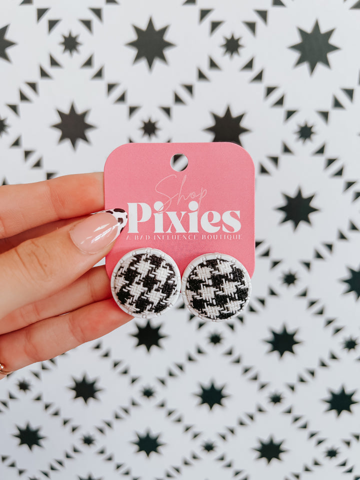 The Blaire Houndstooth Stud Earrings