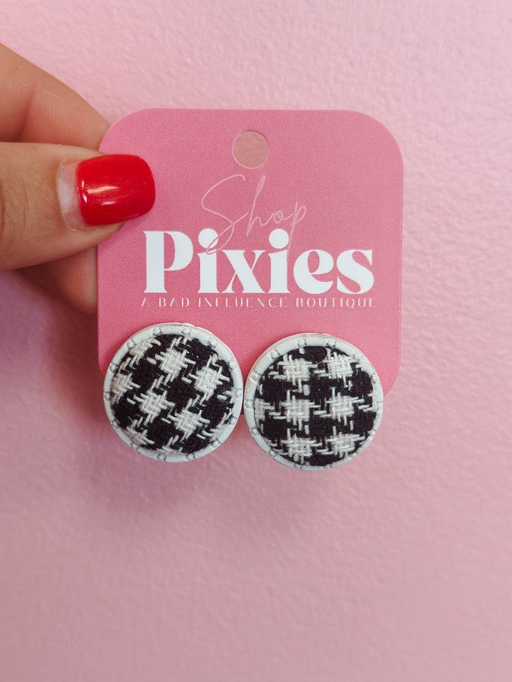 The Blaire Houndstooth Stud Earrings